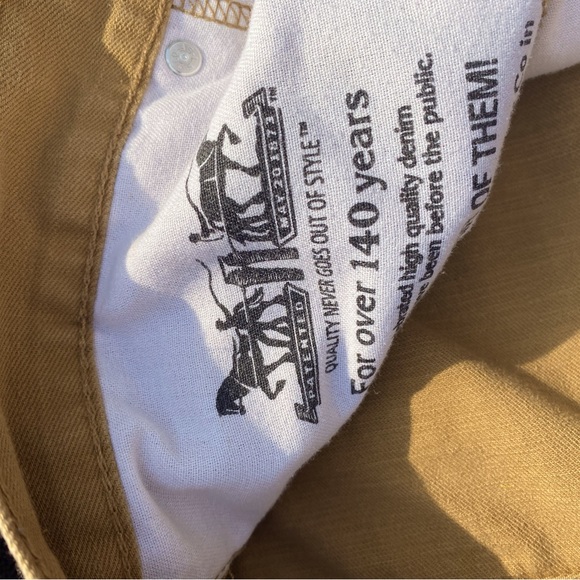 Men’s Levi 505 - Picture 6 of 8